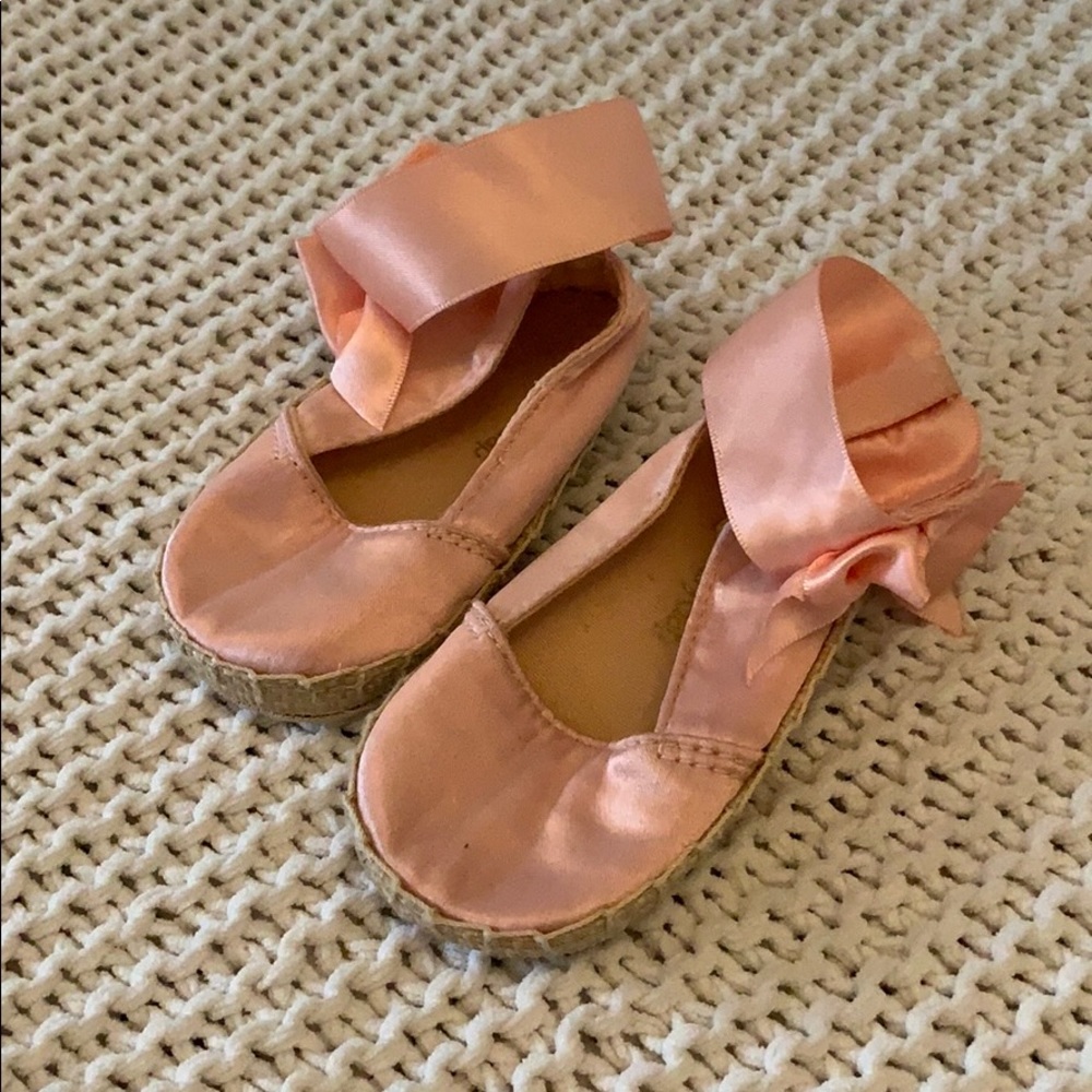 Gap ballet flat